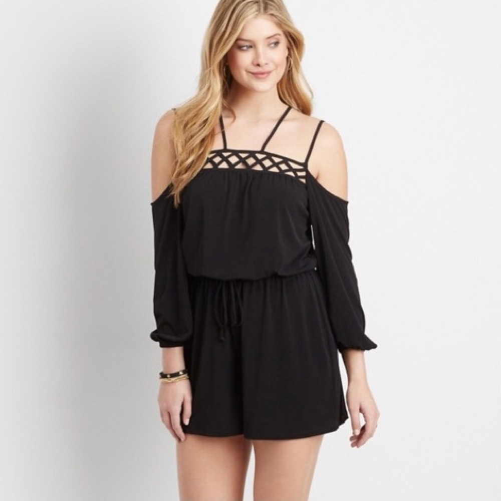 Maurices Black Strappy Cold Shoulder Long Sleeve Romper Large
